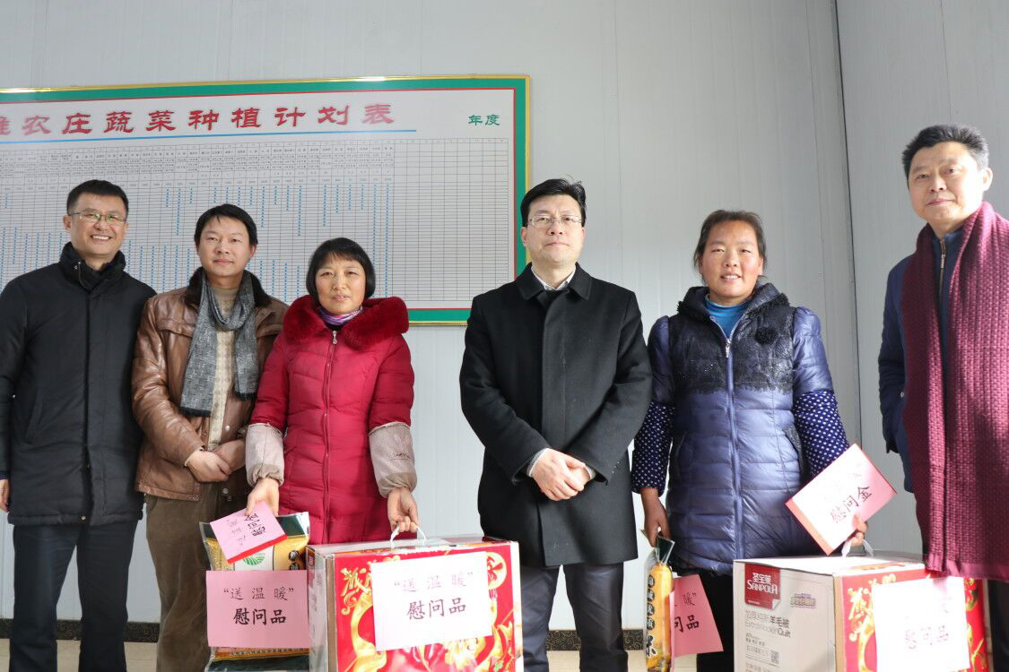 李总2.jpg 李总2.jpg